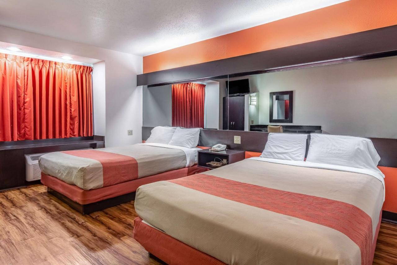 Motel 6 Chattanooga Downtown Bagian luar foto