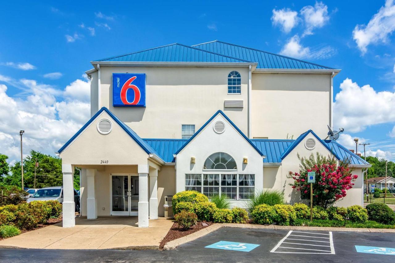 Motel 6 Chattanooga Downtown Bagian luar foto